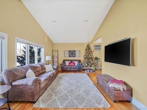 15 Penn Drive, Smithtown NY 11787