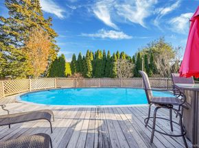 15 Penn Drive, Smithtown NY 11787