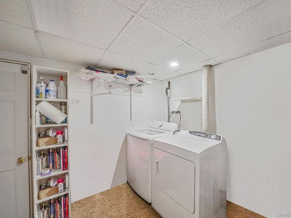 15 Penn Drive, Smithtown NY 11787