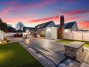 320 Clearview Lane, Massapequa NY 11758