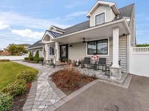 320 Clearview Lane, Massapequa NY 11758