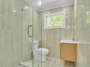 7 McCulloch Drive, Dix Hills NY 11746