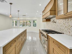 7 McCulloch Drive, Dix Hills NY 11746