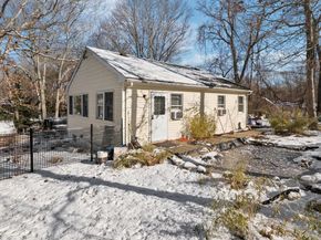 176 Maple Avenue, Flanders NY 11901