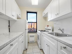 71-11 Yellowstone Boulevard 4A, Forest Hills NY 11375