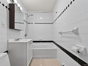 149-06 Northern Boulevard 501, Flushing NY 11354
