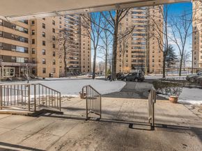 8 Fordham Hill Oval 3D, Bronx NY 10468