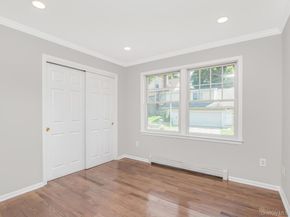 237 Brady Avenue, Hawthorne NY 10532