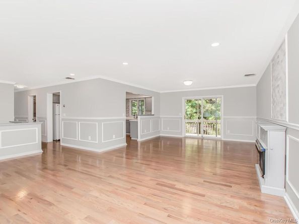 237 Brady Avenue, Hawthorne NY 10532