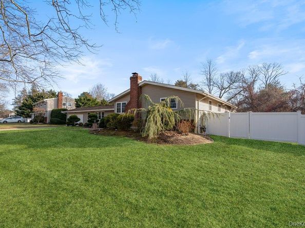 11 Cedar Crest Drive, Dix Hills NY 11746