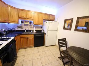 200 Diplomat Drive 6P, Mount Kisco NY 10549