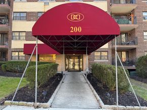200 Diplomat Drive 6P, Mount Kisco NY 10549