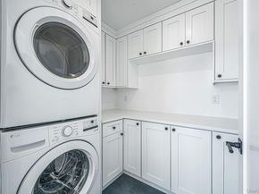 38 Pond Lane, Levittown NY 11756