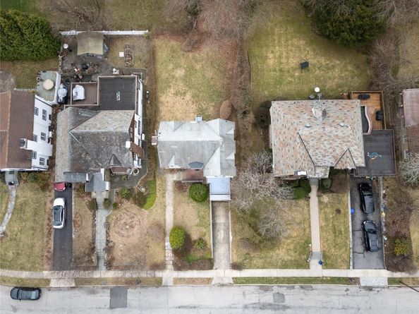 60 Parkway E, Mount Vernon NY 10552