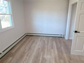 284 15th Street, West Babylon NY 11704