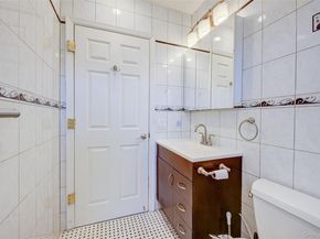 160-36 Cross Island Parkway 6203, Whitestone NY 11357