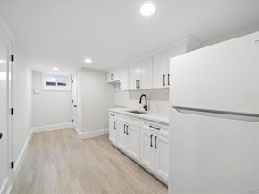 85-55 67Th Road, Rego Park NY 11374