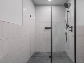 547 W 47th Street 509, New York (Manhattan) NY 10036