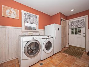 300 Private Road 8, Cutchogue NY 11935