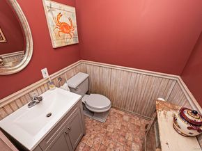 300 Private Road 8, Cutchogue NY 11935