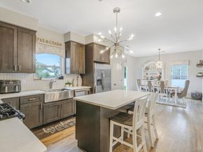 86 Country Road, Medford NY 11763