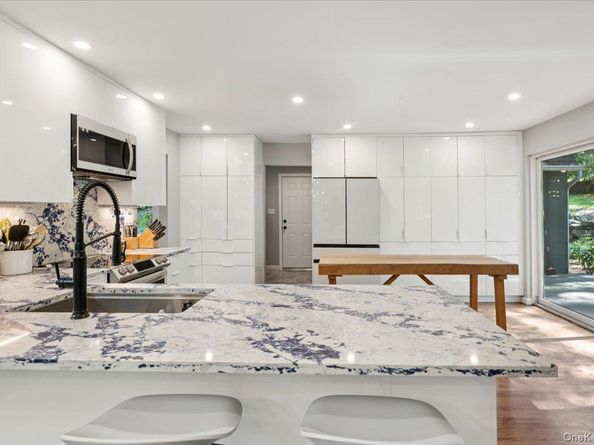 46 Ridgefield Avenue, South Salem NY 10590