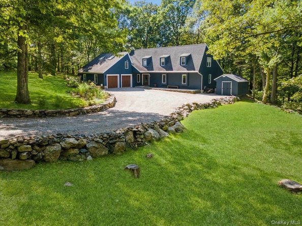 46 Ridgefield Avenue, South Salem NY 10590