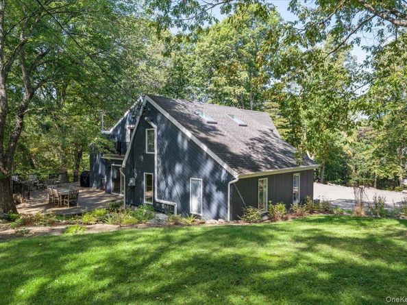 46 Ridgefield Avenue, South Salem NY 10590