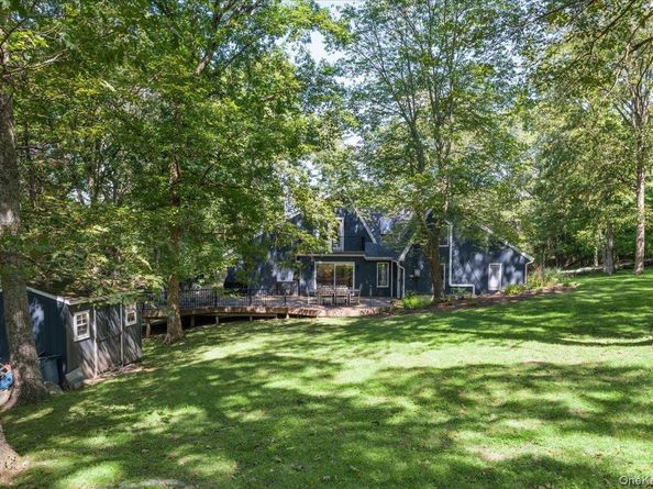 46 Ridgefield Avenue, South Salem NY 10590