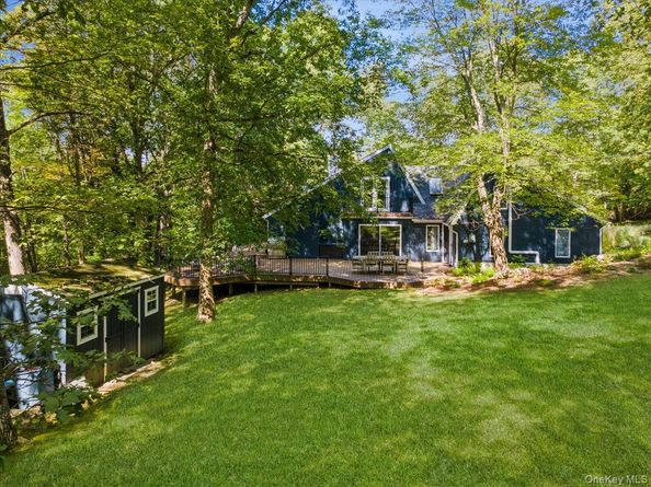 46 Ridgefield Avenue, South Salem NY 10590