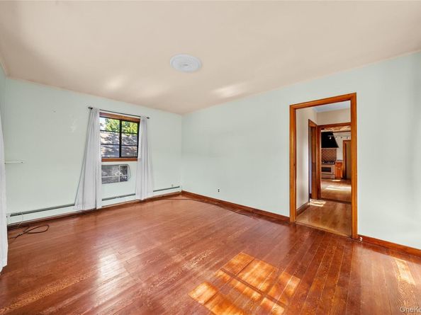 14 Whitestone Road, Sound Beach NY 11789