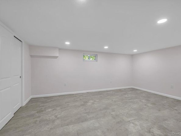 1594 Union Avenue, Hewlett NY 11557