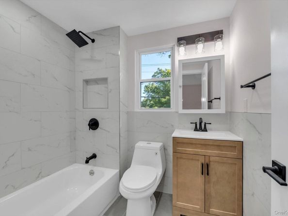 1594 Union Avenue, Hewlett NY 11557