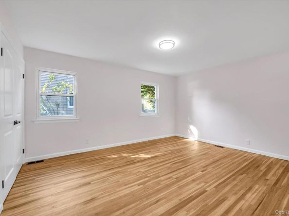 1594 Union Avenue, Hewlett NY 11557