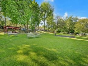 1259 California Road 2 (C23), Eastchester NY 10709