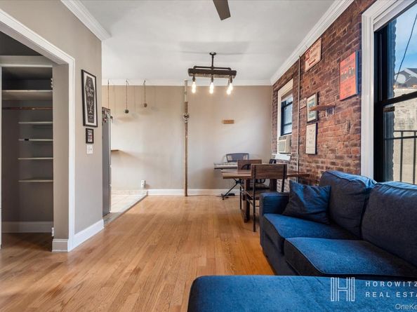 21-67 33rd Street 5E, Astoria NY 11105