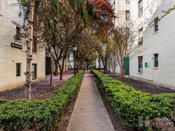 21-67 33rd Street 5E, Astoria NY 11105