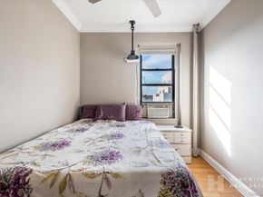 21-67 33rd Street 5E, Astoria NY 11105