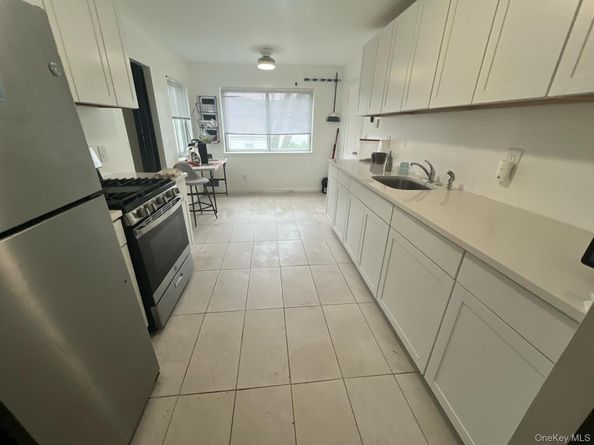 12 Bacon Place, Yonkers NY 10710