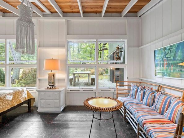 46 Flaggy Hole Road, East Hampton NY 11937