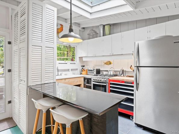 46 Flaggy Hole Road, East Hampton NY 11937