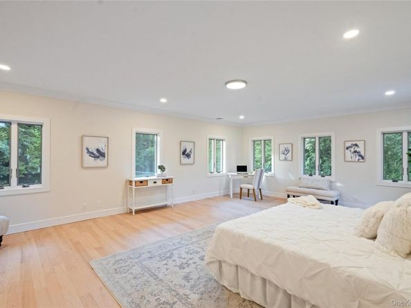 369 Vanderbilt Parkway, Dix Hills NY 11746