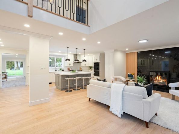 369 Vanderbilt Parkway, Dix Hills NY 11746