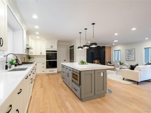 369 Vanderbilt Parkway, Dix Hills NY 11746