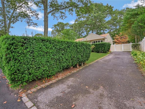 11 Fox Lane, Shoreham NY 11786