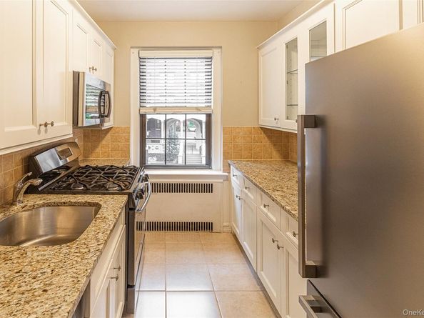 35 Parkview Avenue 4J, Bronxville NY 10708