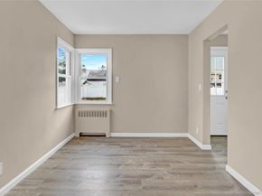 15 Cornwall Lane, Hicksville NY 11801