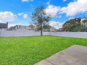 15 Cornwall Lane, Hicksville NY 11801