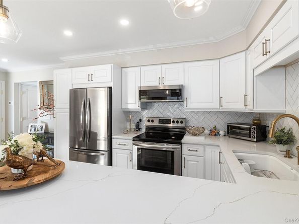 36 Sussex Drive B, Yorktown Heights NY 10598