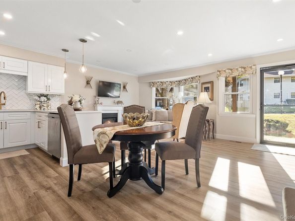 36 Sussex Drive B, Yorktown Heights NY 10598